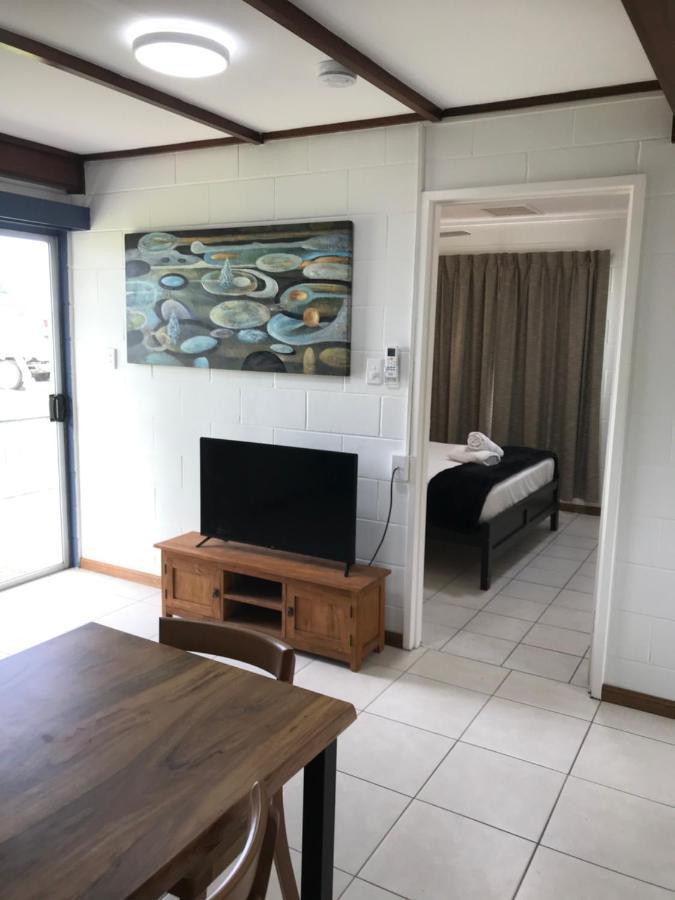 Ocean Breeze Units Bowen Exterior foto